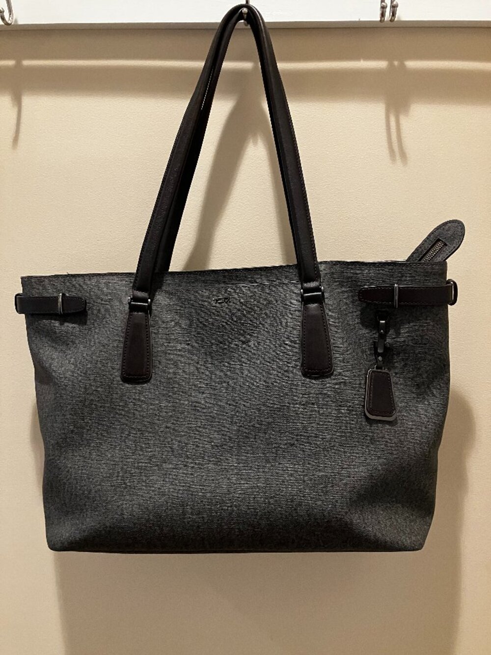 Tumi Sinclair Viera Business Tote - Charcoal Grey in Great Used Condition